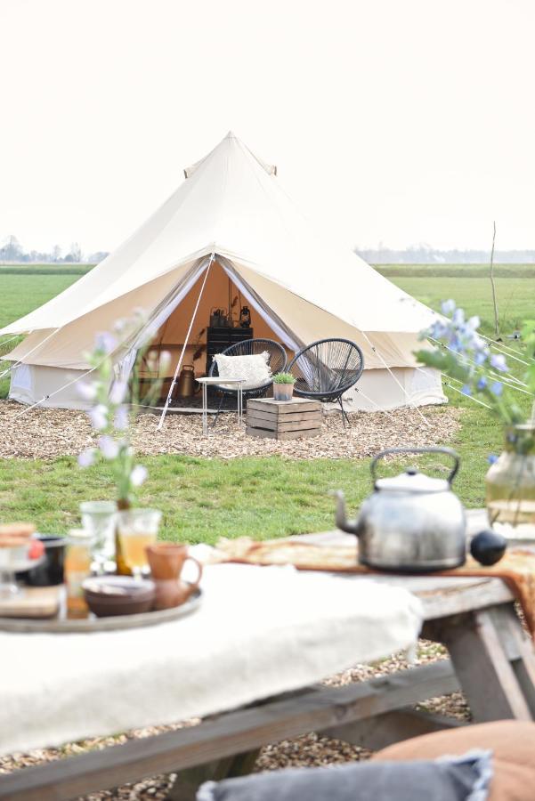 Smuk Lytse Bell Tent Echtenerbrug Ngoại thất bức ảnh
