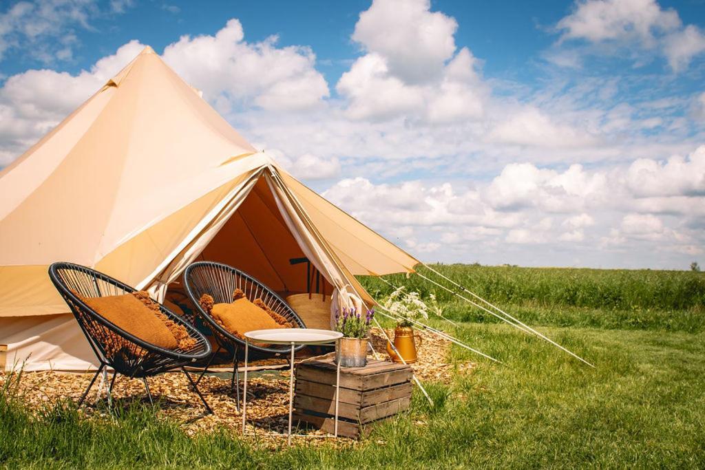 Smuk Lytse Bell Tent Echtenerbrug Ngoại thất bức ảnh